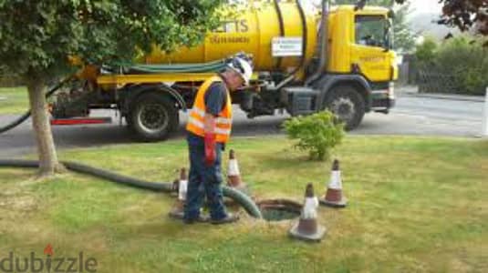 cleaning septic tank service block pipe open