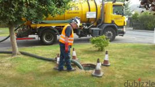 cleaning septic tank remove waste water block pipe open