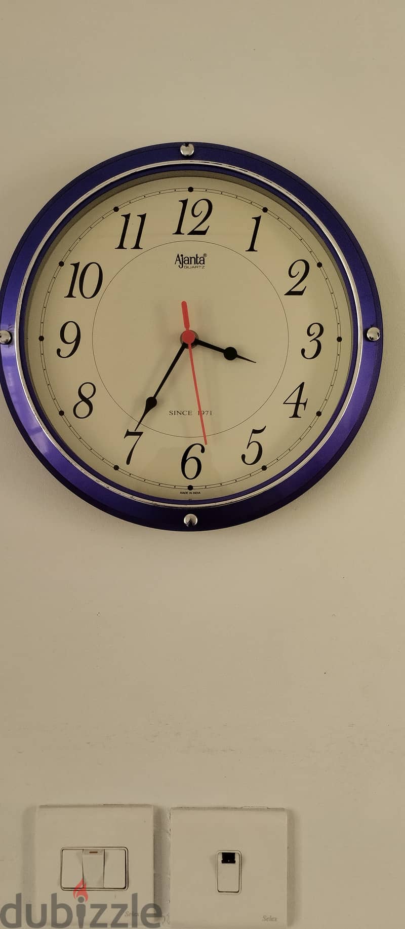 Wall clock in good condition 0