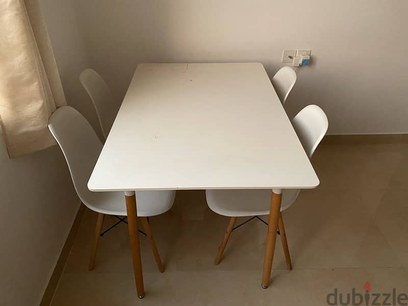 Homecentre dining table 4 seater 1