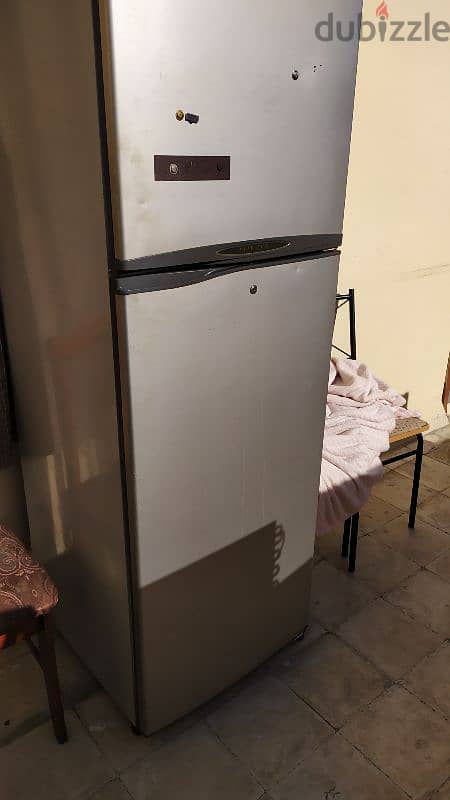 fridge good condition 3