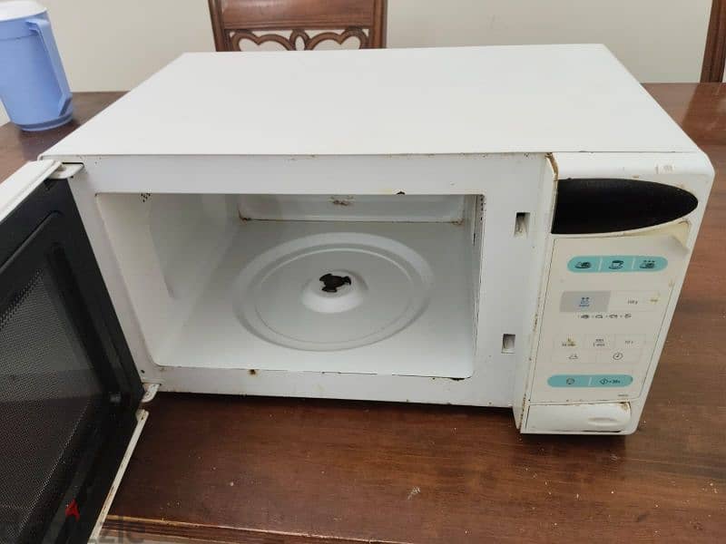 microwave oven used good condition 3