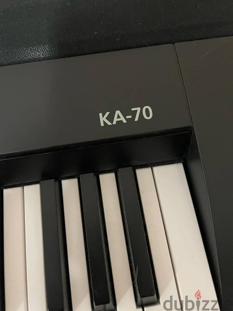 Kurzweil KA-70 88-keys digital piano 10