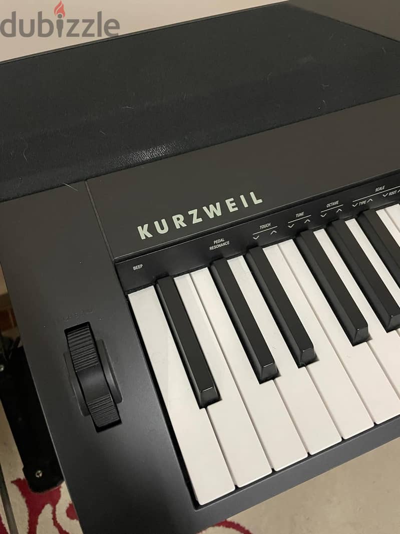 Kurzweil KA-70 88-keys digital piano 11