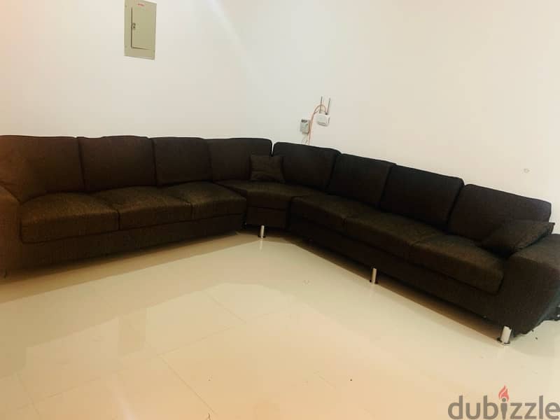 GOOD CONDITION CORNER SOFA FOR SALE 0