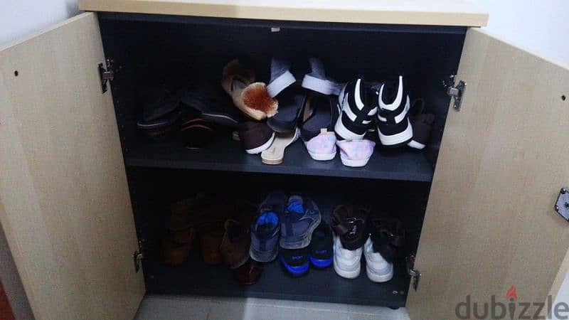 Shoes Cabinet Like New For Sale Price Just 15 OMR 1