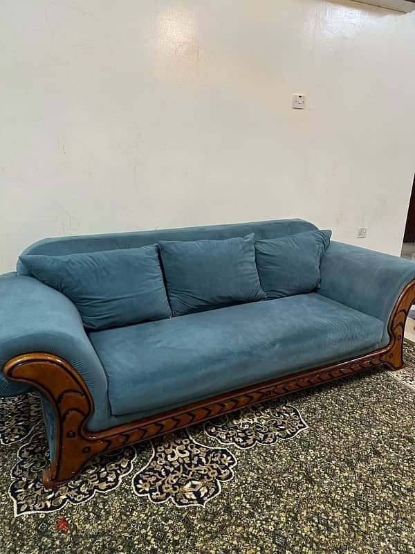 3 seater sofa 0