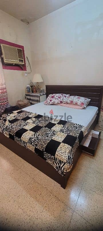 Wood King Size bed with mattress 2