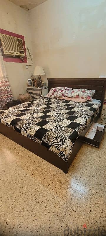 Wood King Size bed with mattress 3