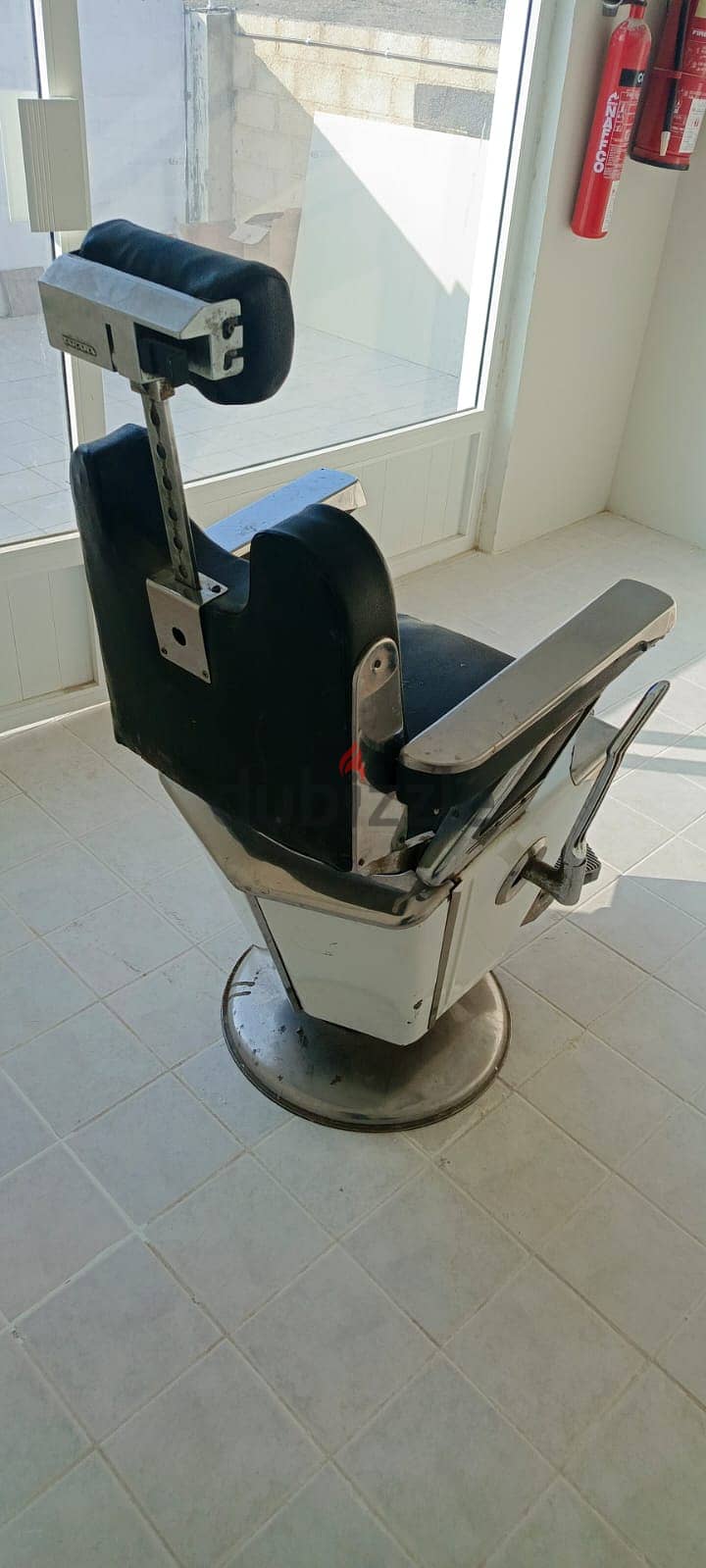 Barber Chair 1