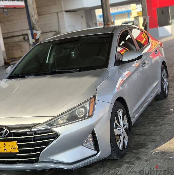 Hyundai Elantra 2019 0