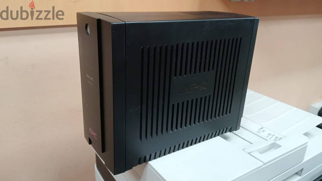 APC UPS 650VA  RO. 15 1