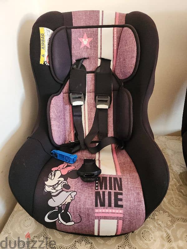 Child car seats 0