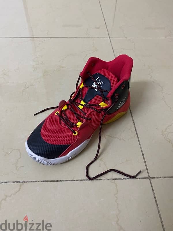 Red Color Basketball Shoes 2