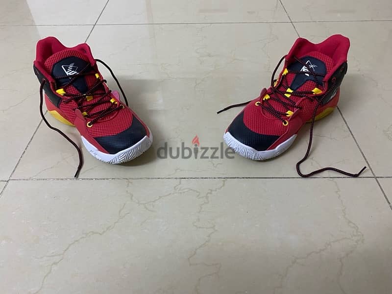 Red Color Basketball Shoes 3