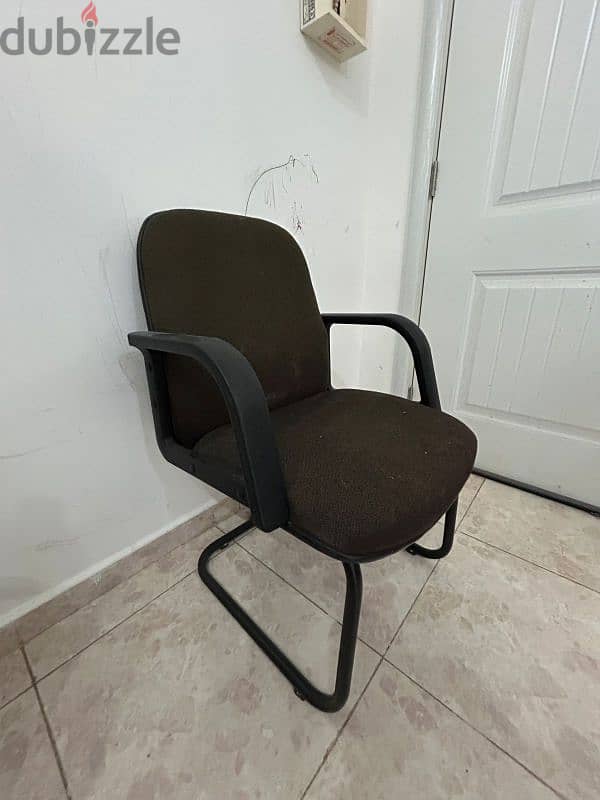 Visitor chair 0