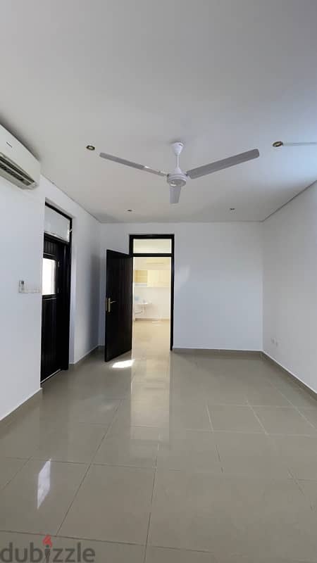 4 Bedrooms villa in MSQ-Jalmoud Complex 8