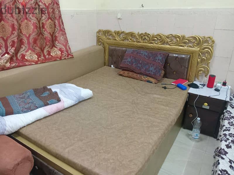 1 Bed sharing in old Salalah 0