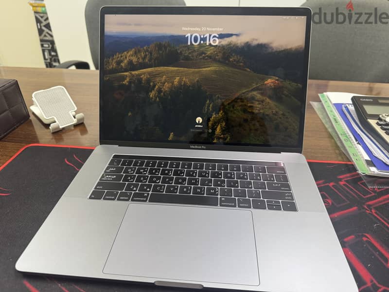 Macbook Pro - 15 inch - Core i9 - 32GB RAM - 500 GB SSD 2