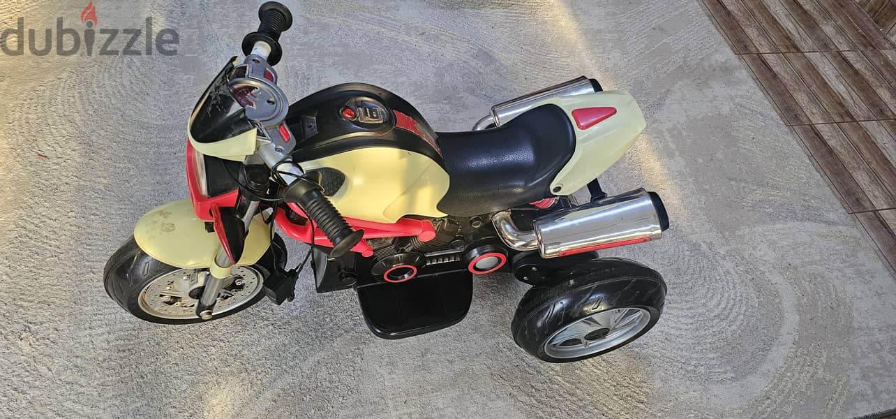 Kids electric bike. 0