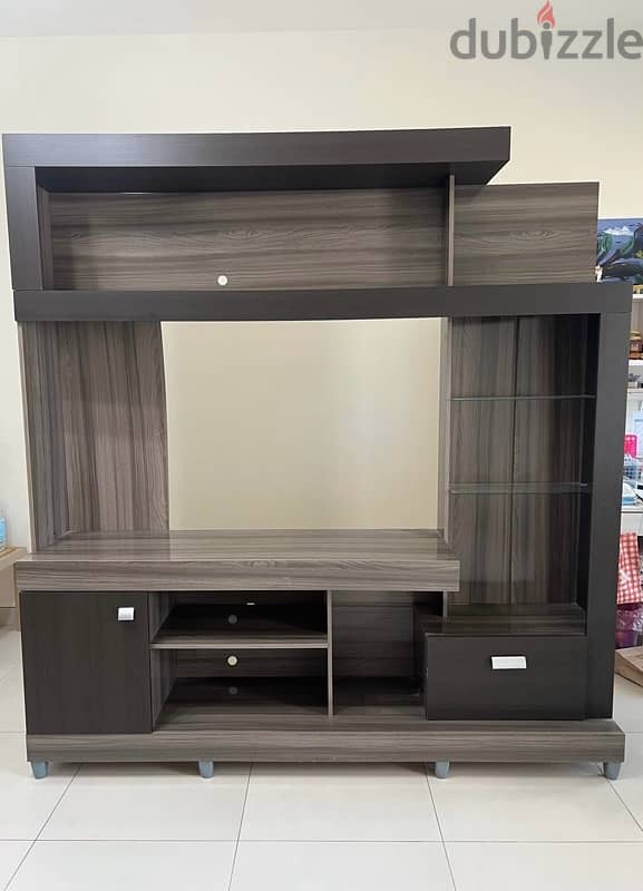 Tv unit 0