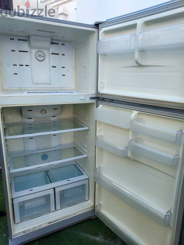 Samsung fridge 570 litres 3