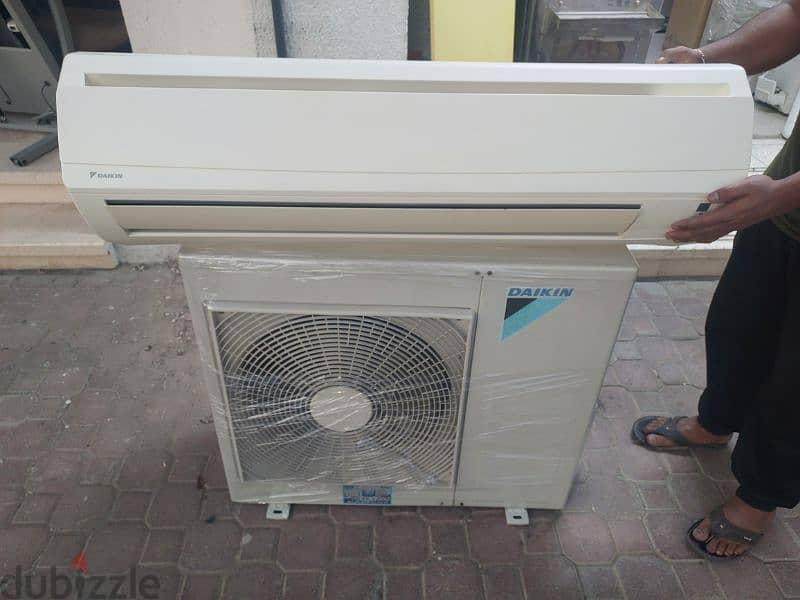 daikin ac 2.5 ton all ac good conditions almost new conditions 8