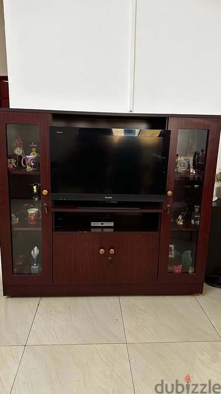 Empty TV Cabinet with 32” LCD TV 1