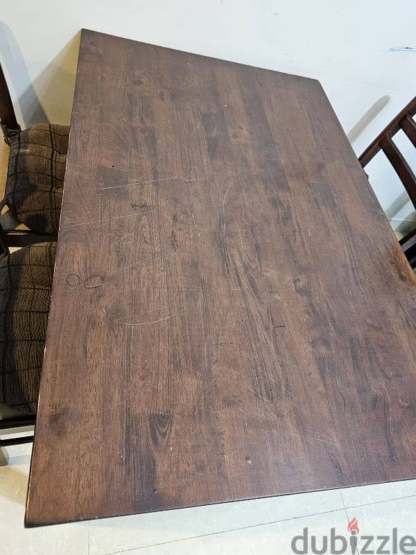 Dining table set (4 Seater) 3