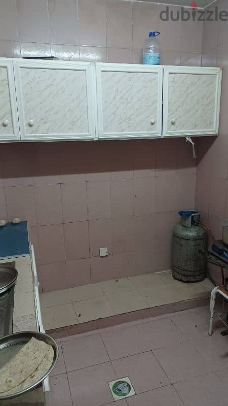 Flat for rent 2 BHK with hall 3