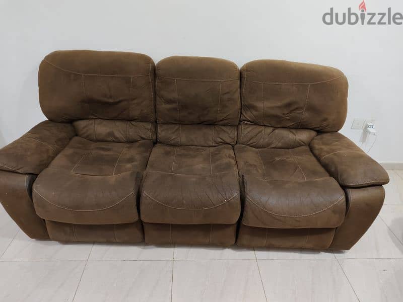 Sofa + Recliner 0