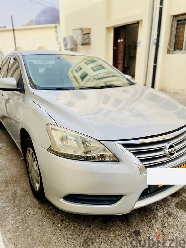 sentra 2013 model is available for rent 0