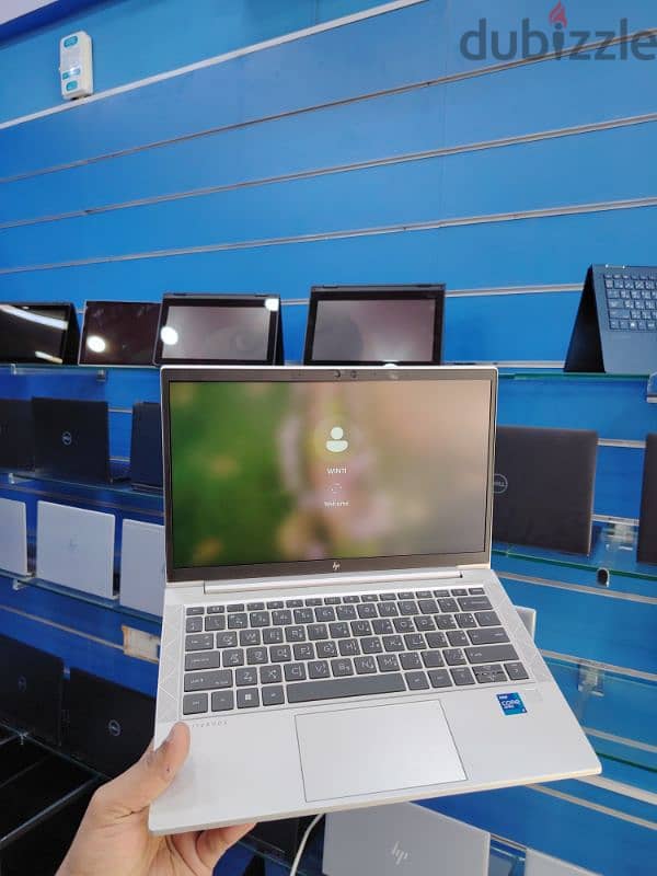 hp elitebook i7 pro 11th Gen 16gb 512gb Touch 13.5 inch only 150 Riyal 0