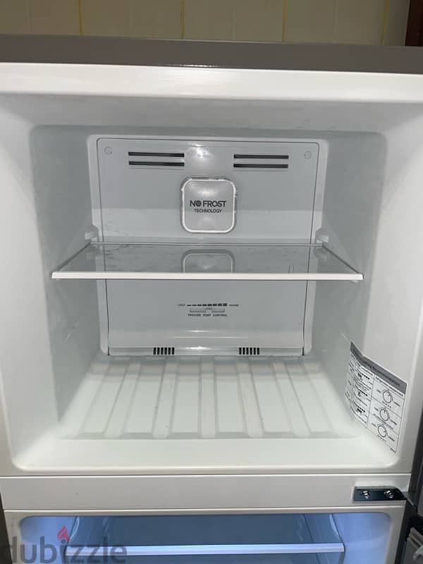 Hisense Double Door new like fridge for Sale 3