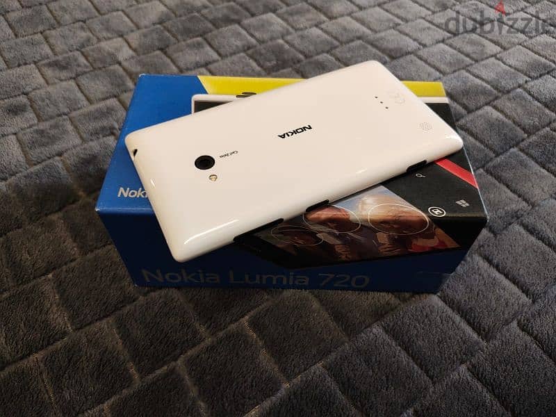 Nokia Lumia 720 White Brand New-Never Used 0