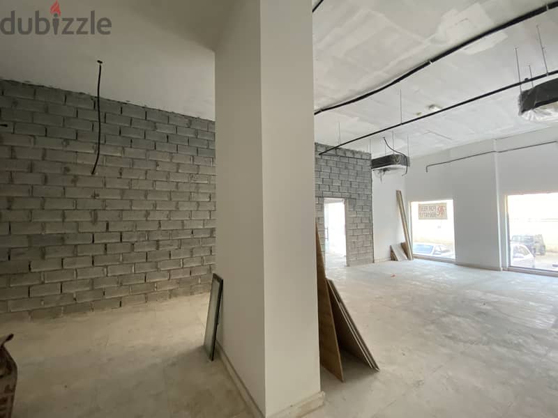 1ME35-Perfect 75SQM Shop For Rent in Azaiba 4