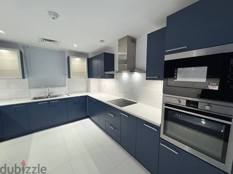 2 BR Apartment in Marsa Garden, Al Mouj - Amenities Nearby 6