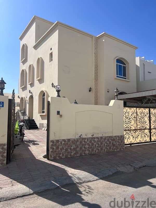 villa for sale al hail 0