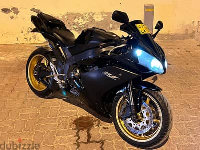 yamaha r1