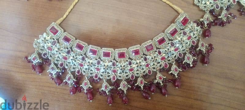 wedding jewelry complete set in 20 riyal only 2