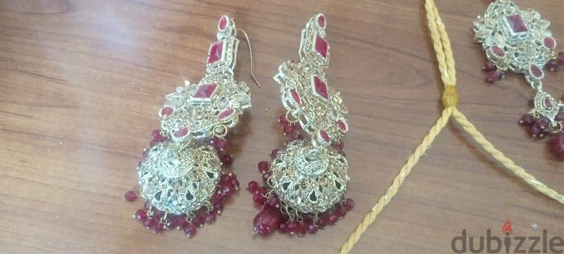 wedding jewelry complete set in 20 riyal only 3