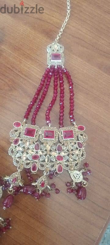 wedding jewelry complete set in 20 riyal only 5