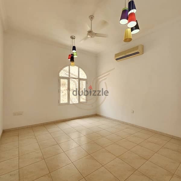 AL QURUM | BEAUTIFUL 5 BR VILLA FOR RENT 3