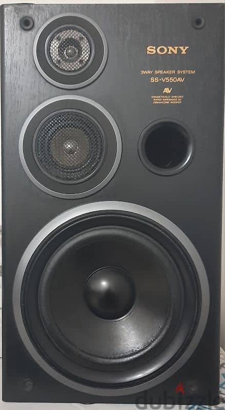 3 Way Bookshelf Speakers- Pair 0