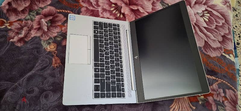 HP ELITEBOOK CORE i5 8th Gen 1