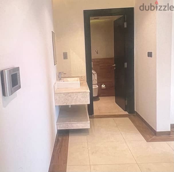 Luxurious apartment in Ghala 3