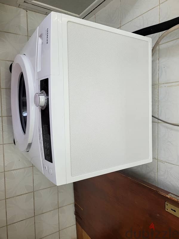 HITACHI WASHING MACHINE LESS USED WITH WARRENTY 10 years 9