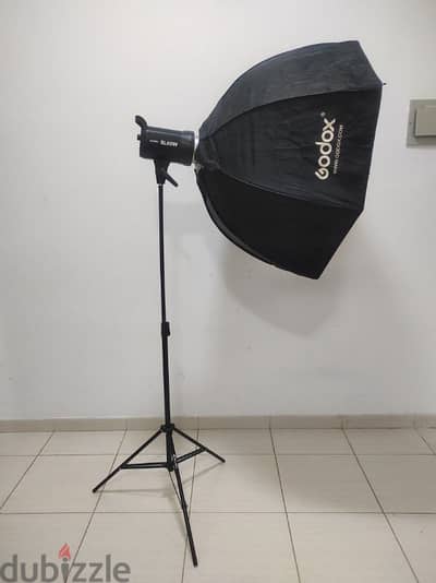 GODOX SL60W LIGHT & GODOX 95CM SOFTBOX