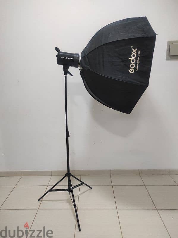 GODOX SL60W LIGHT & GODOX 95CM SOFTBOX 0