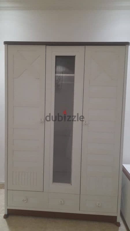 three door wardrobe for sale 3